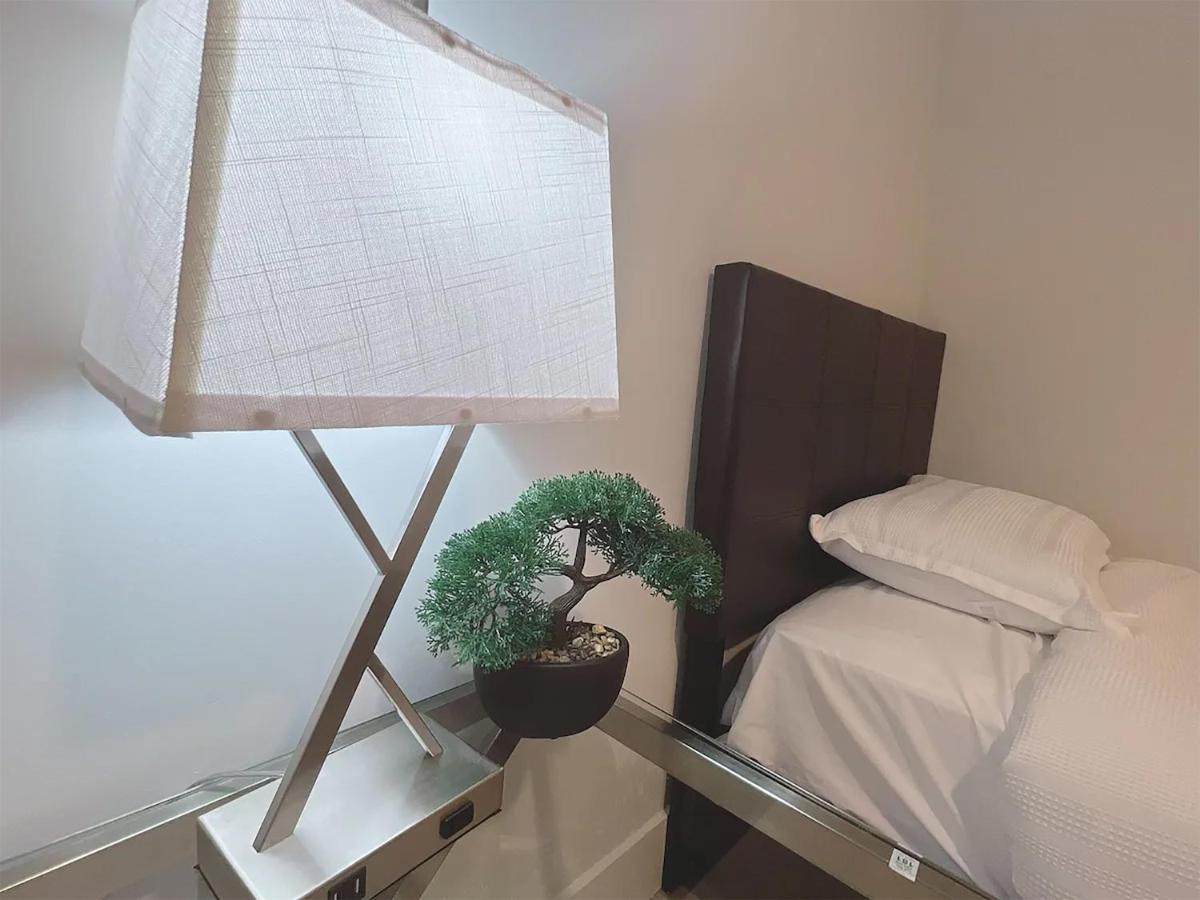 Lux Property Great For 1 To 8 Guests-Family Trip ,5Beds 2Rooms Staycation With Gym And Ev, Proximity To Downtown And Beaches West Palm Beach Luaran gambar