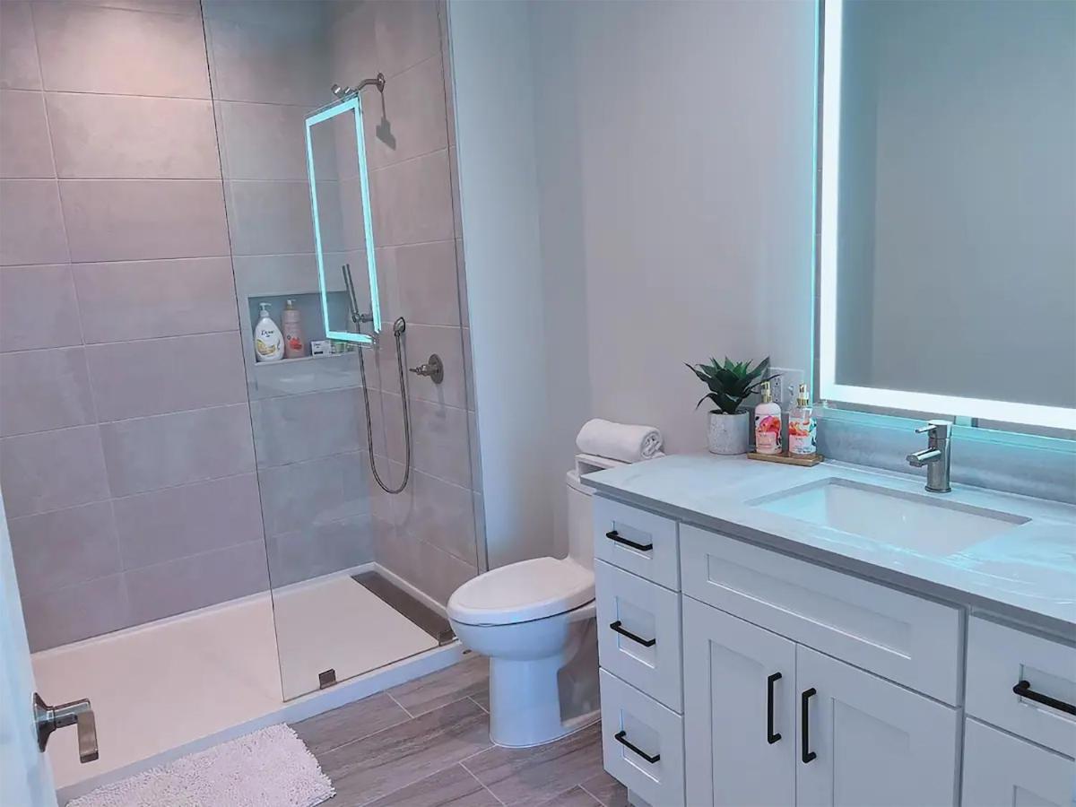 Lux Property Great For 1 To 8 Guests-Family Trip ,5Beds 2Rooms Staycation With Gym And Ev, Proximity To Downtown And Beaches West Palm Beach Luaran gambar