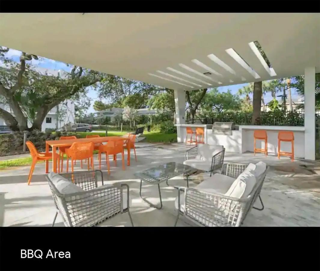 Lux Property Great For 1 To 8 Guests-Family Trip ,5Beds 2Rooms Staycation With Gym And Ev, Proximity To Downtown And Beaches West Palm Beach Luaran gambar