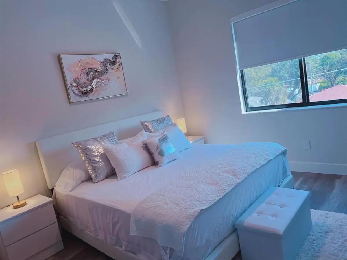 Lux Property Great For 1 To 8 Guests-Family Trip ,5Beds 2Rooms Staycation With Gym And Ev, Proximity To Downtown And Beaches West Palm Beach Luaran gambar